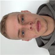 Soy profesor de artes marciales, especialmente de kickboxing y muay thai, llevo mucho años en este deporte, tengo peleas amateurs